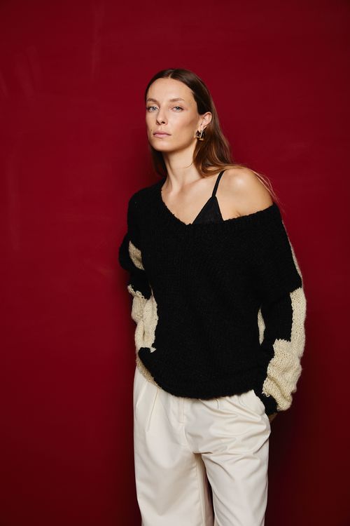 SWEATER AURA