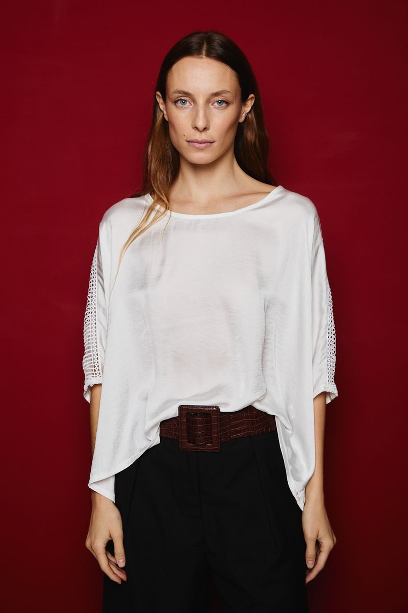 Saco-Klain-y-Blusa-Amelie-y-Bermuda-Wild-27.jpg