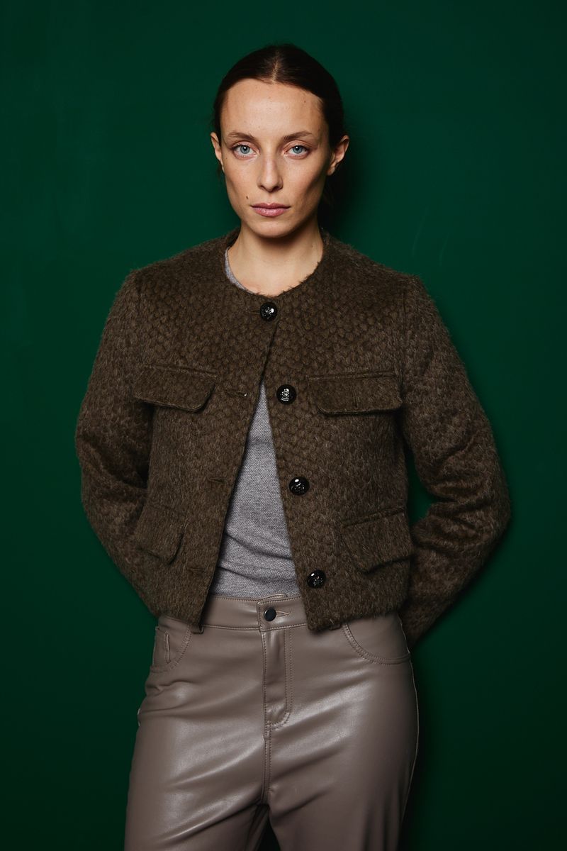 Pantalon-Jackson-Remera-Berlin-Jacket-Army-6.jpg
