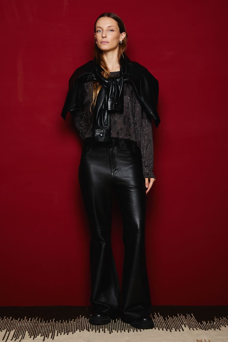 Pantalon-Jackson-y-Sweater-Charly-1.jpg